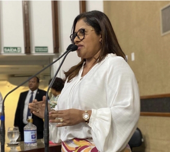 E3121DF1-65B8-4343-8C24-D0D83C7809B4