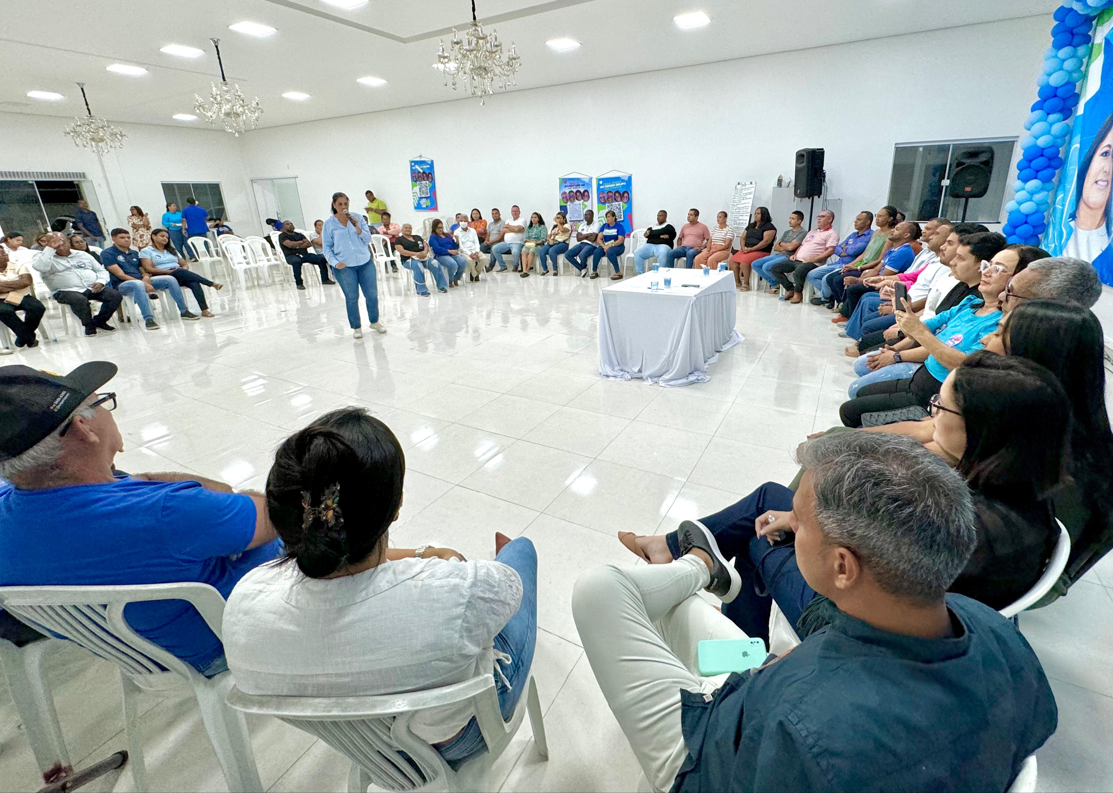 22217711-0992-4158-9A44-23CC477EBF4F