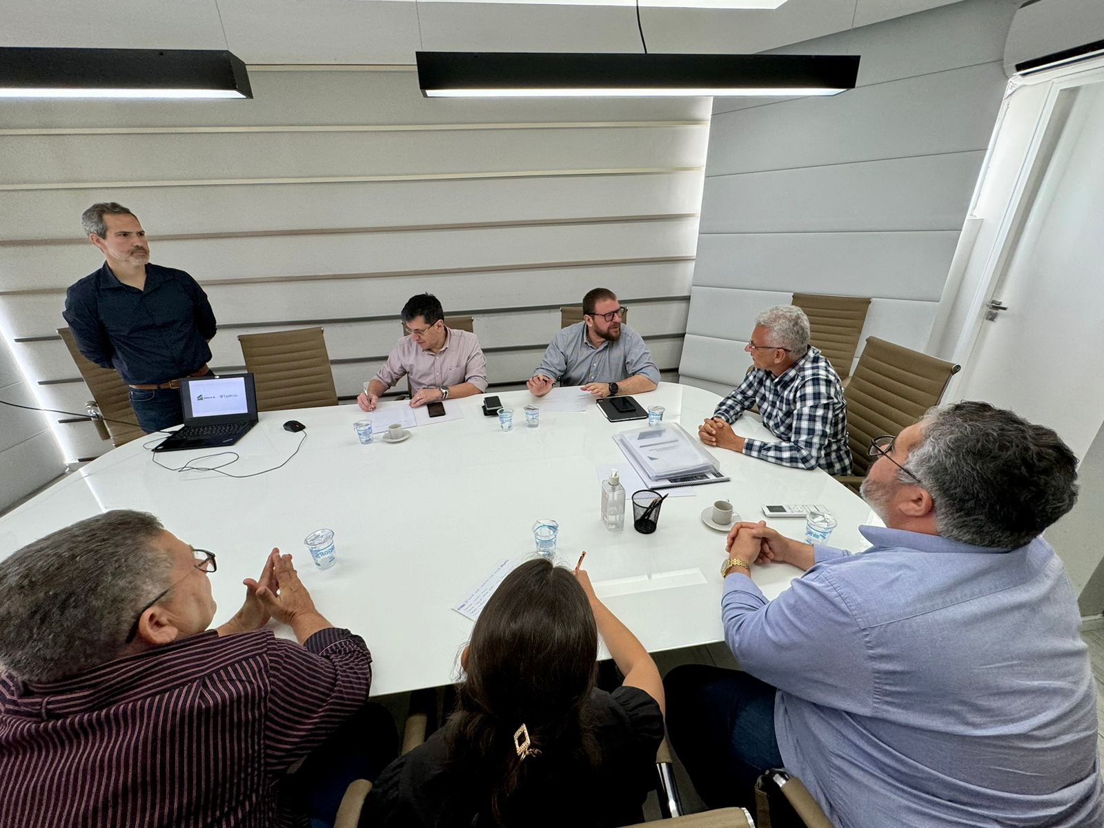 27A9DFA0-4AC4-4AF3-B3CD-E1C8DA2CF73D