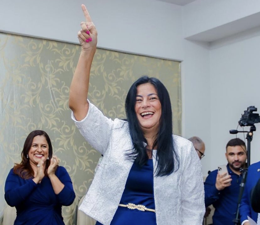 4A1B8E4F-3A8C-414D-9F48-D76B6A972A75