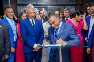 3F7DE6B0-2C86-480F-9C62-6677B74137CC