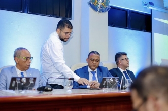 409E0D05-ECFB-4CA5-AED6-20DB36105026