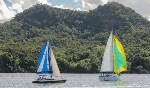 5DB1A65E-9528-42A4-B48B-61CDDF6D9FA0