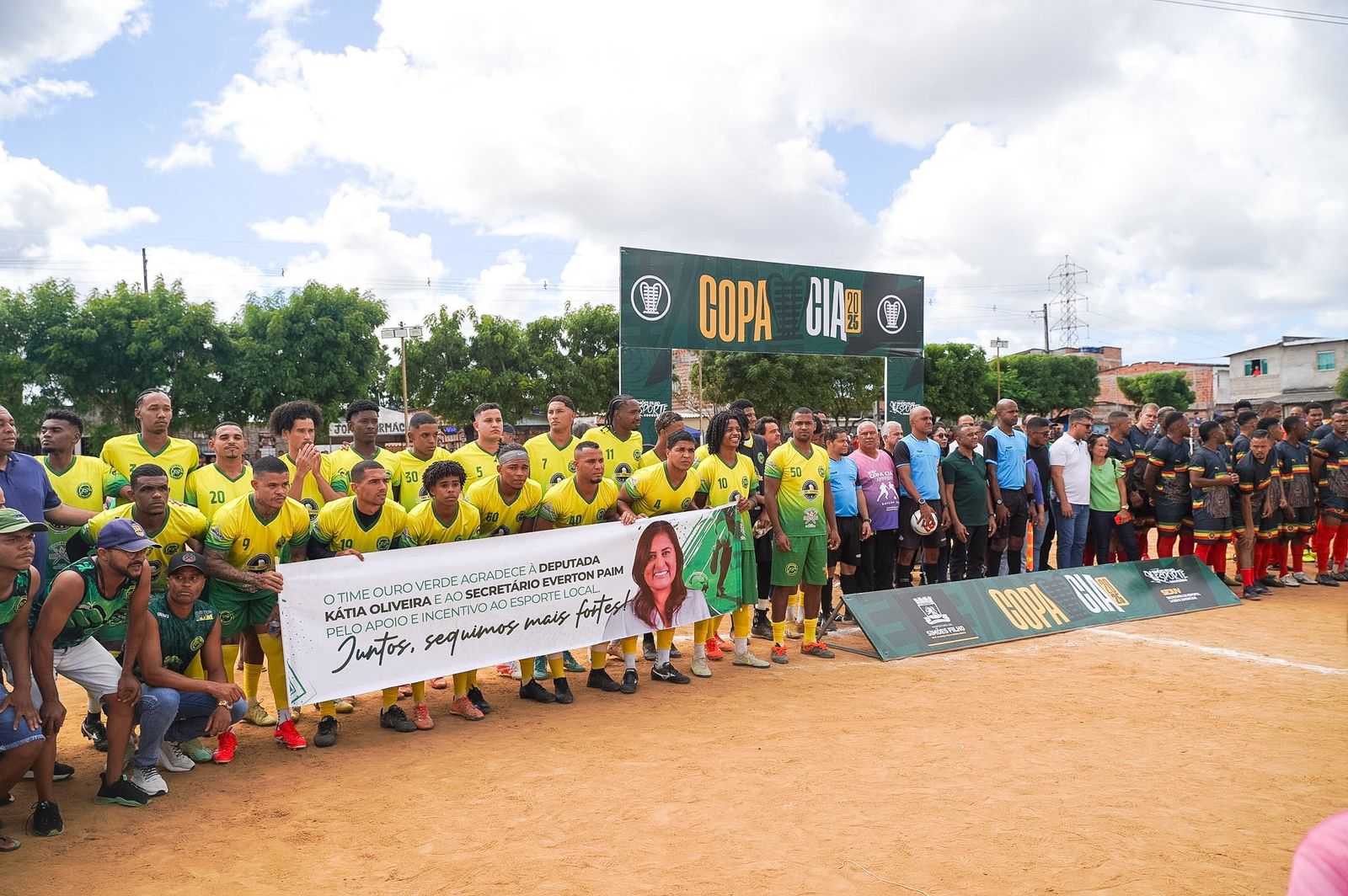 A5F54DE1-C258-4B37-A269-F5CAFCBFB266