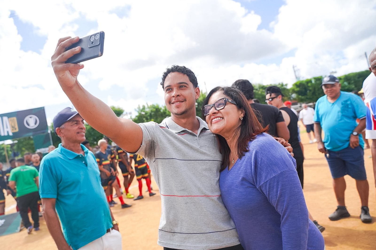 ECA1D9B5-2BE4-4FA1-BF20-E2E3F135648E